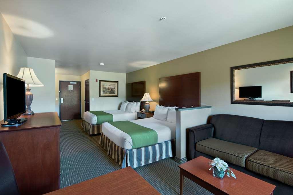 Oxford Hotel 3*