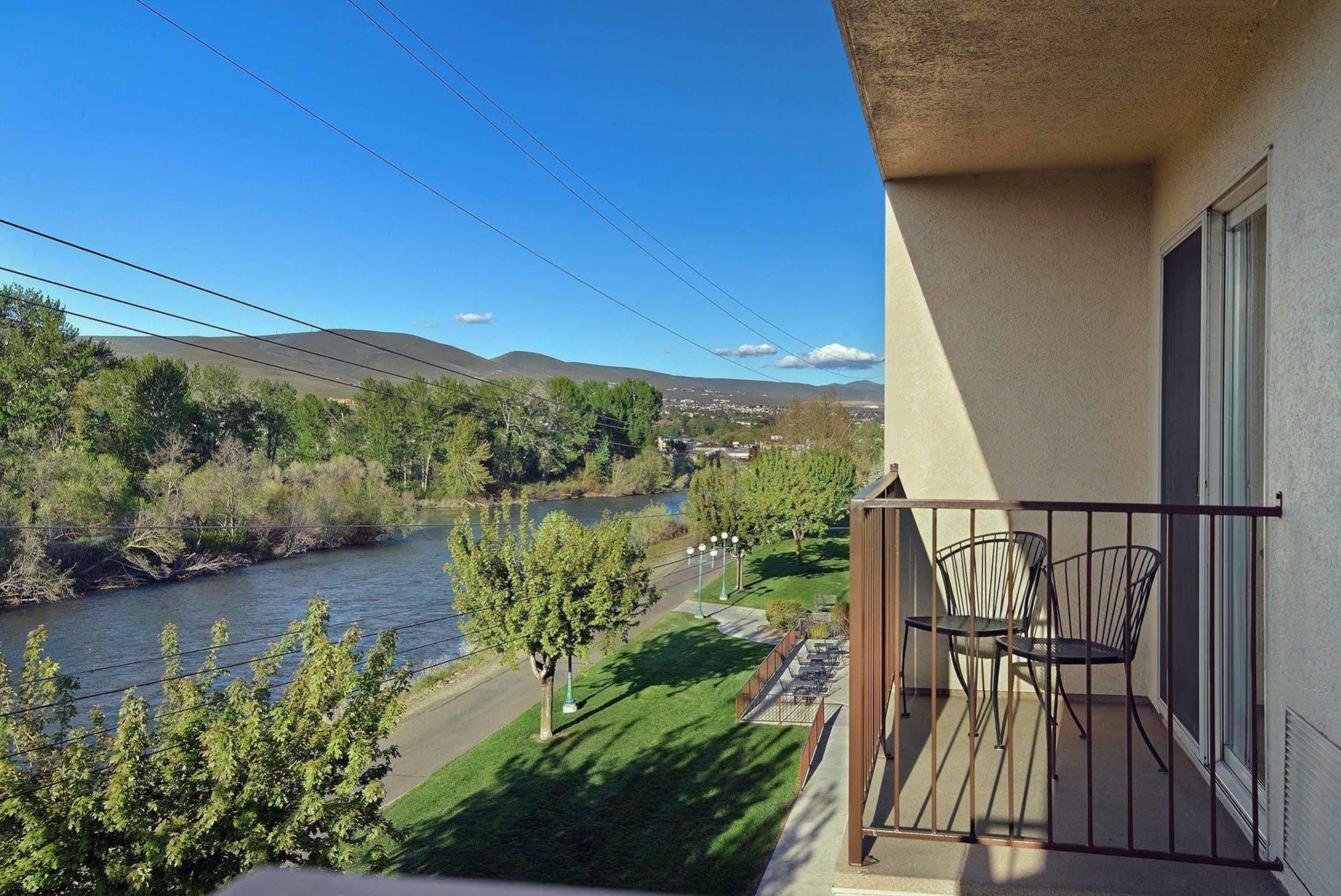 Oxford Hotel Yakima